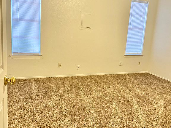 5th image of 4404A Thomason Dr
