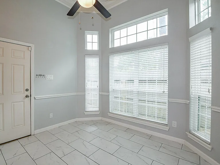 21818 Windsor Castle Dr — Photo 16