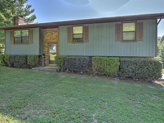 2nd image of 312 Edgewood St