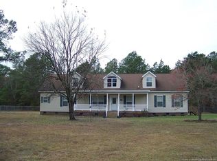 6164 Ellen Ln, Fayetteville, NC 28306