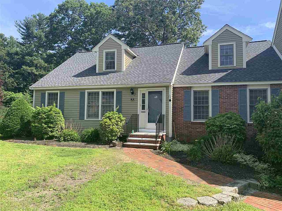 1st image of 9 Seaver Brook Ln #9