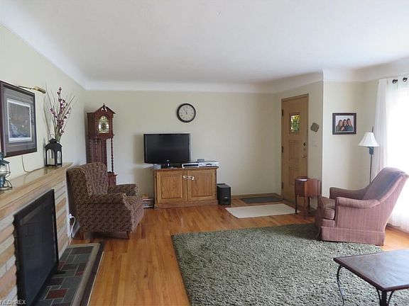3rd image of 2511 Struhar Dr