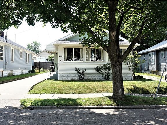 4th image of 1250 Allendale Ave