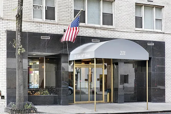 Sold by Corcoran | media 8