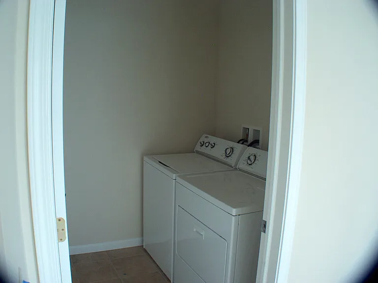 Aquamarine Apartments — Photo 138