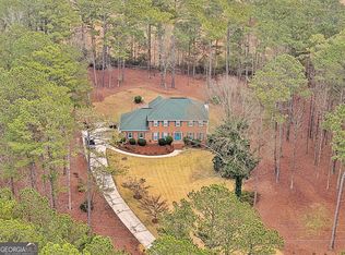 185 Lady Helen Ct, Fayetteville, GA 30214