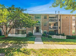 1935 Wilson Ln APT 103, Mclean, VA 22102