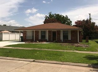109 Willow Dr, Gretna, LA 70053