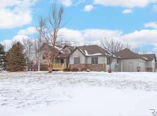 47678 250th St, Garretson, SD 57030