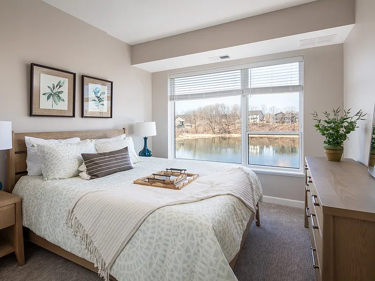 Jeffers Waterfront Apartments — Photo 32