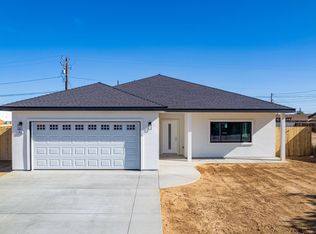 8413 Great Circle Dr, California City, CA 93505
