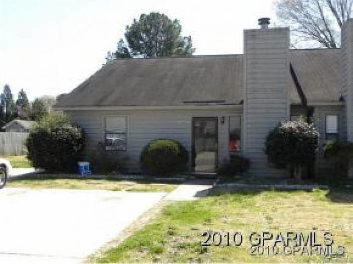 1st image of 1935 E 3rd St #B