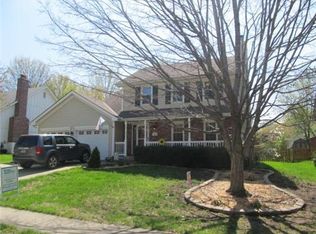 1621 Windsor Ln, Liberty, MO 64068