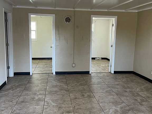 4th image of 14838 17th St #14840