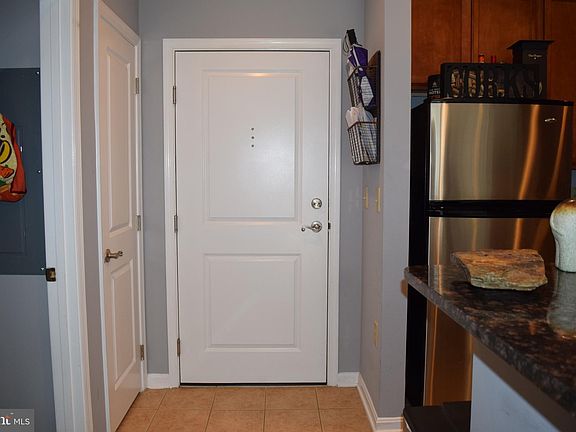 5th image of 2655 Prosperity Ave APT 112