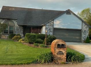 22474 Pepperwood Ln, Goshen, IN 46528
