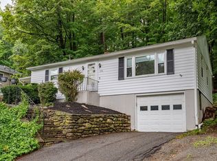 390 Blossom St, Fitchburg, MA 01420