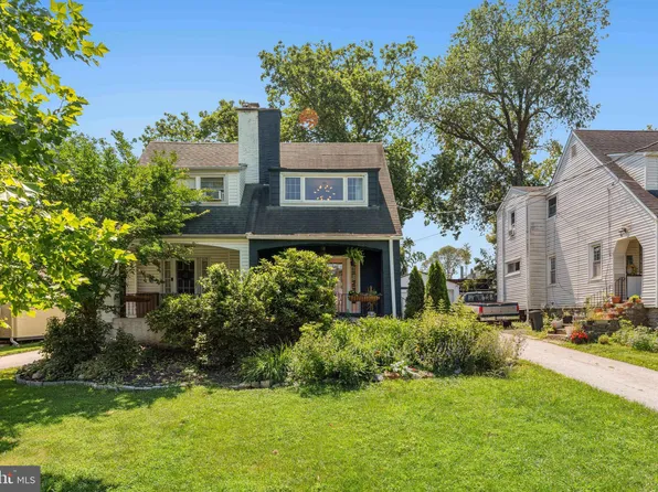 317 Cherry Ln, Havertown, PA 19083