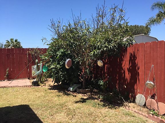 2nd image of 764 Fig Ave