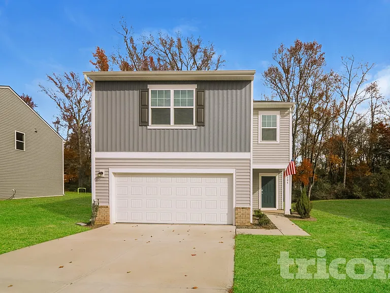 105 Meadow Vista Ln — Photo 1