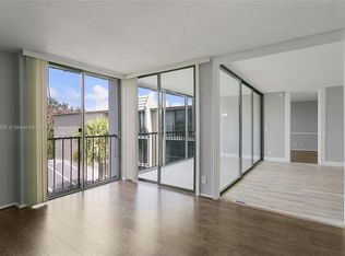 501 SW 11th Pl APT 413, Boca Raton, FL 33432