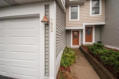 3rd image of 772 Four Ponds Ct SE