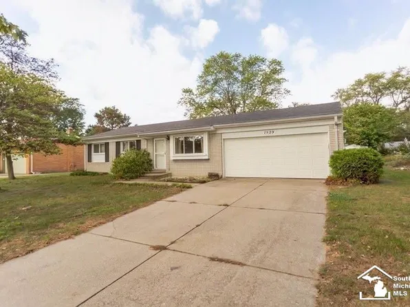 7529 Westchester St, Lambertville, MI 48144