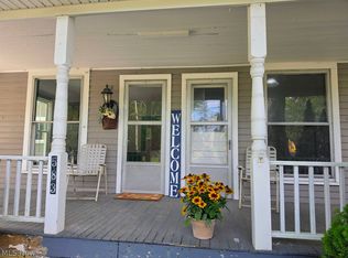 583 Lake Rd, Chippewa Lake, OH 44215