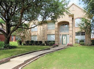 901 Brittany Dr, Lewisville, TX 75067