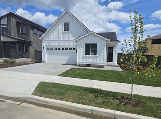 3840 S 44th Ln, Ridgefield, WA 98642