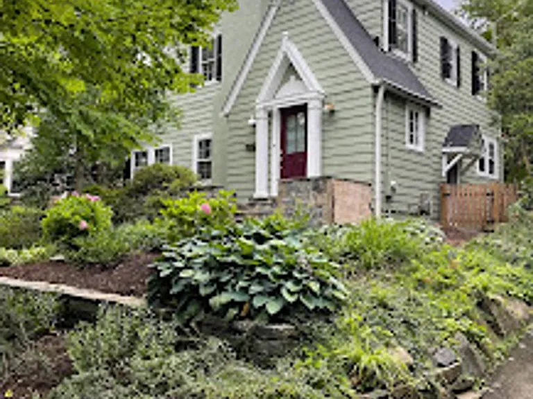 6917 Woodside Pl — Photo 1