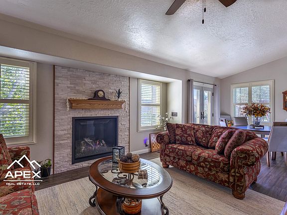 4th image of 207 Bodine Dr