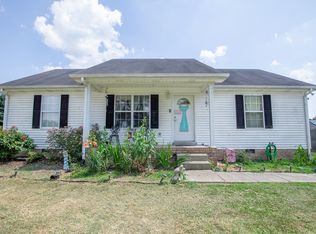 1023 Edwards Ln, Portland, TN 37148