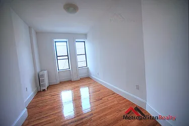 Rented by Metropolitan Realty