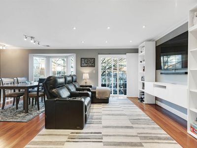 40 Holly St, Jersey City, NJ, 07305