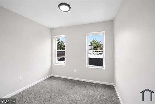 2402 Presbury St — Photo 13