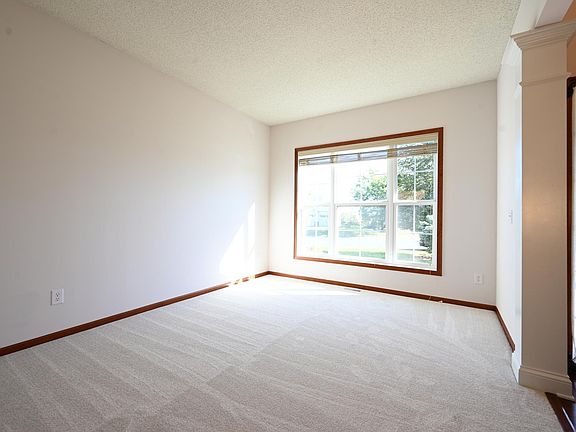 4th image of 3806 Whitetail Dr