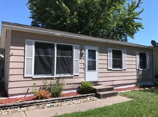 1217 95th Ave W, Rock Island, IL 61201
