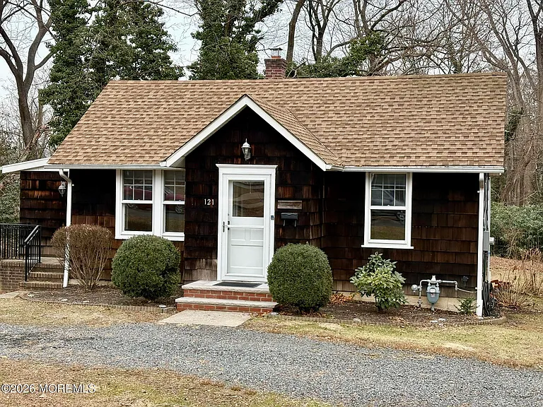 121 Navesink Ave — Photo 1