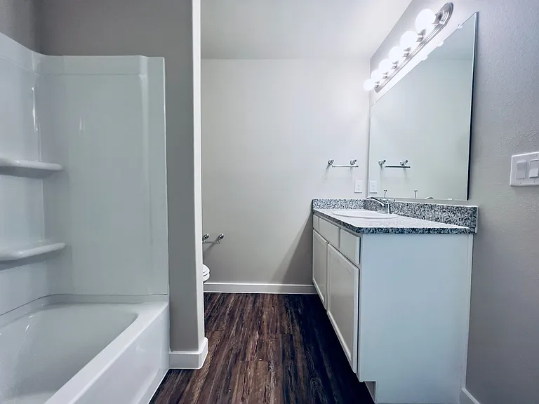 2132 Kirksey Ave — Photo 13