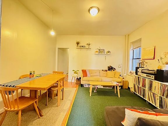 4th image of 509 Park Pl APT 1