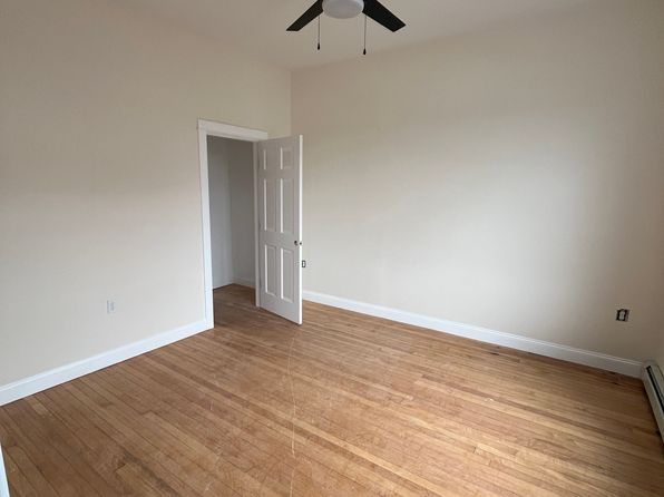 192 Penobscot Ave #4