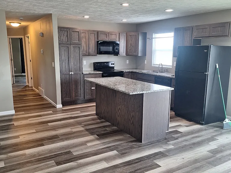 1116-1118 Jake Dr — Photo 5
