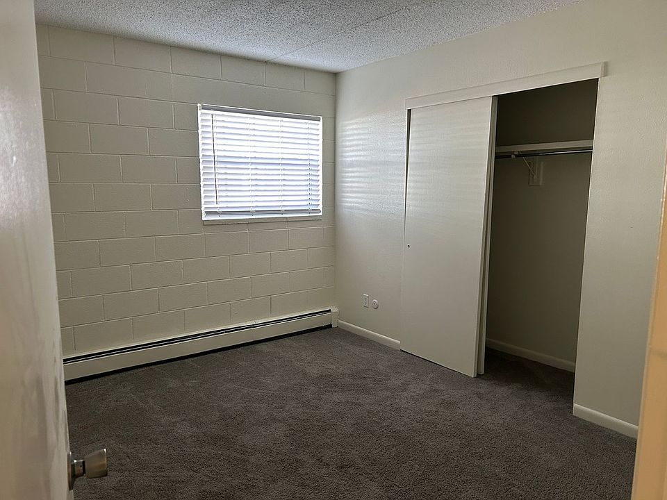 1st image of 2931 17th Ave #203