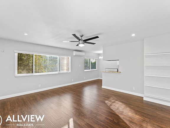 3rd image of 2682 Santa Ana Ave #D