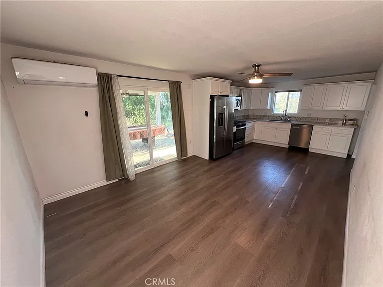 32237 Alexis Ln #B — Photo 4