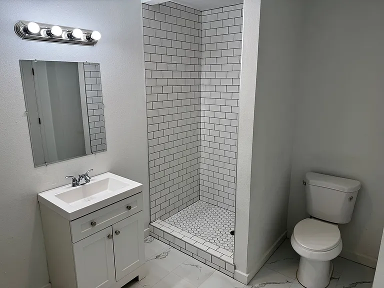 3358 Richard Ave — Photo 6