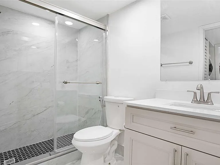 9466 Boca Cove Cir #303 — Photo 36