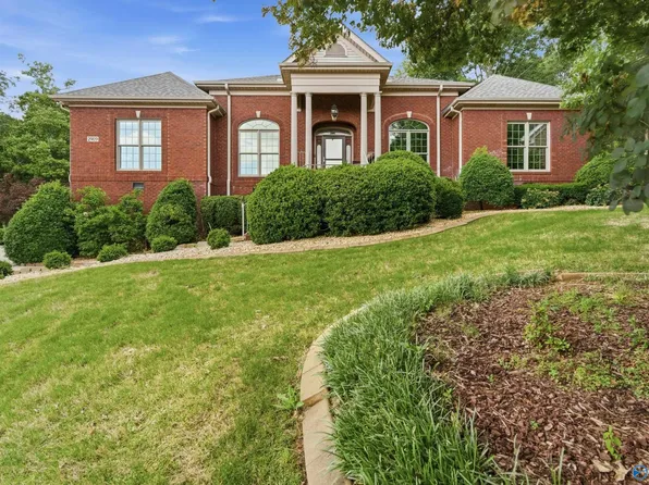 2909 Smoketree Cir NE, Huntsville, AL 35811