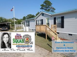 226 Seashore Dr, Swansboro, NC 28584